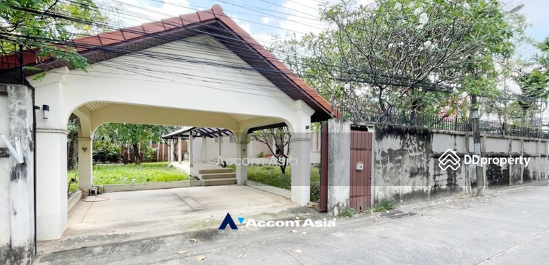 For Sale - 2 Bedrooms House for Sale in Sukhumvit, Bangkok (AA33775), Bangkok