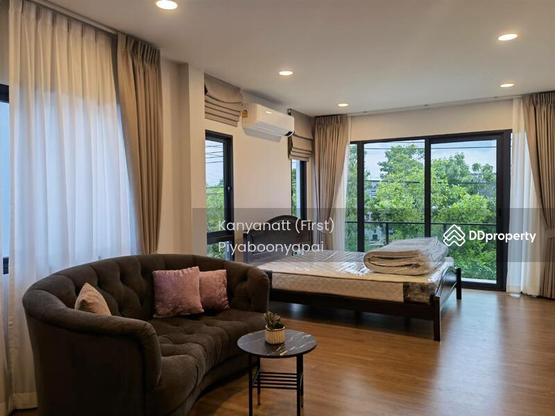 Centro Bangna, Samut Prakan, 111 Soi 3, Bang Kaeo, Bang Plee, Samut Prakan, 4 Bedrooms, 260 sqm, Single Detached House For Rent, by First Kanyanatt, 11210231 - DDproperty.com