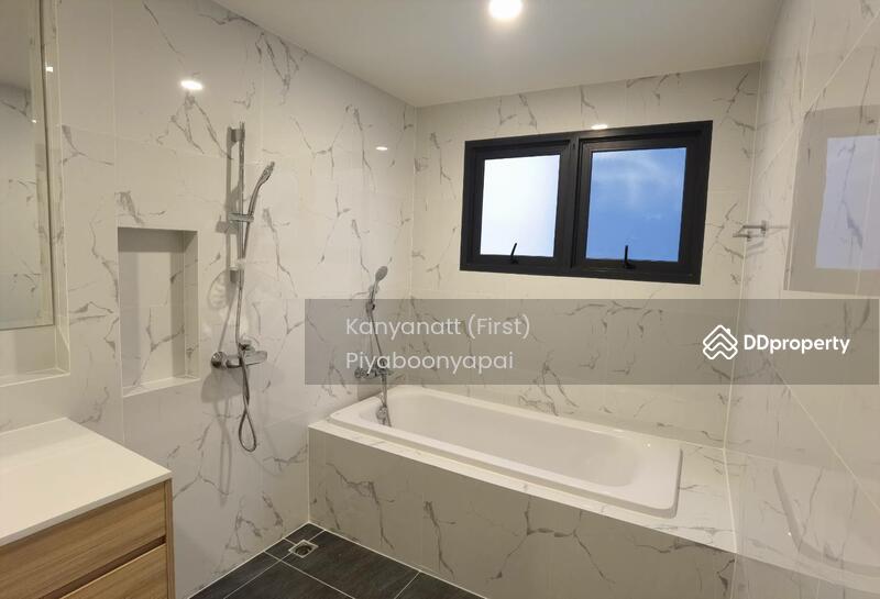 Centro Bangna, Samut Prakan, 111 Soi 3, Bang Kaeo, Bang Plee, Samut Prakan, 4 Bedrooms, 260 sqm, Single Detached House For Rent, by First Kanyanatt, 11210231 - DDproperty.com