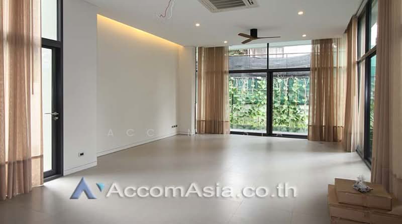 🔼 AccomA🔽Exclusive Family Home in Secure Compound with Private Pool and Executive Neighborhood, Bangkok, Khlongtoei Nua, Watthana, Bangkok, 4 Bedrooms, 420 sqm, Single Detached House For Rent, by Accom Asia, 11211003 - DDproperty.com