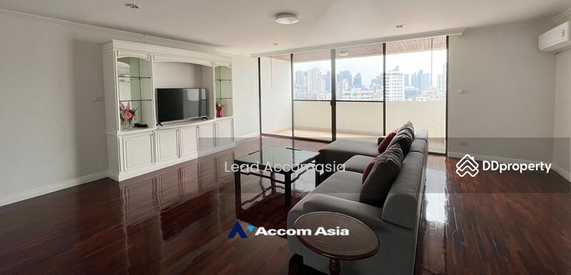 ให้เช่า - 3 Bedrooms Apartment for Rent in Sukhumvit, Bangkok near BTS Thong Lo at Perfect For A Big Family, กรุงเทพ