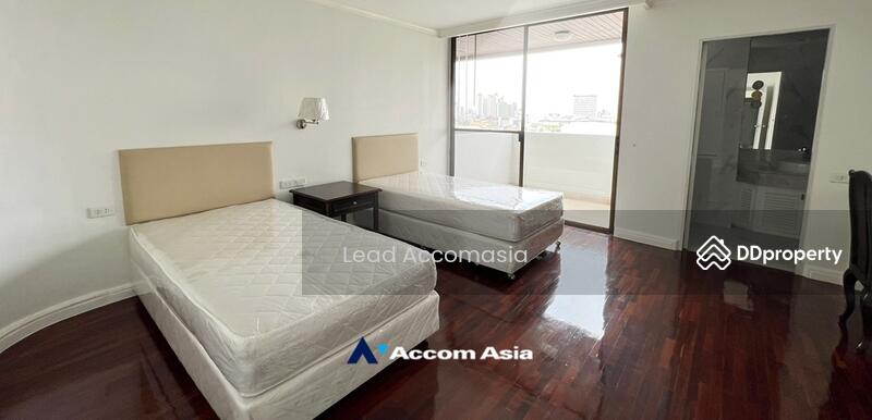 ให้เช่า - 3 Bedrooms Apartment for Rent in Sukhumvit, Bangkok near BTS Thong Lo at Perfect For A Big Family, กรุงเทพ