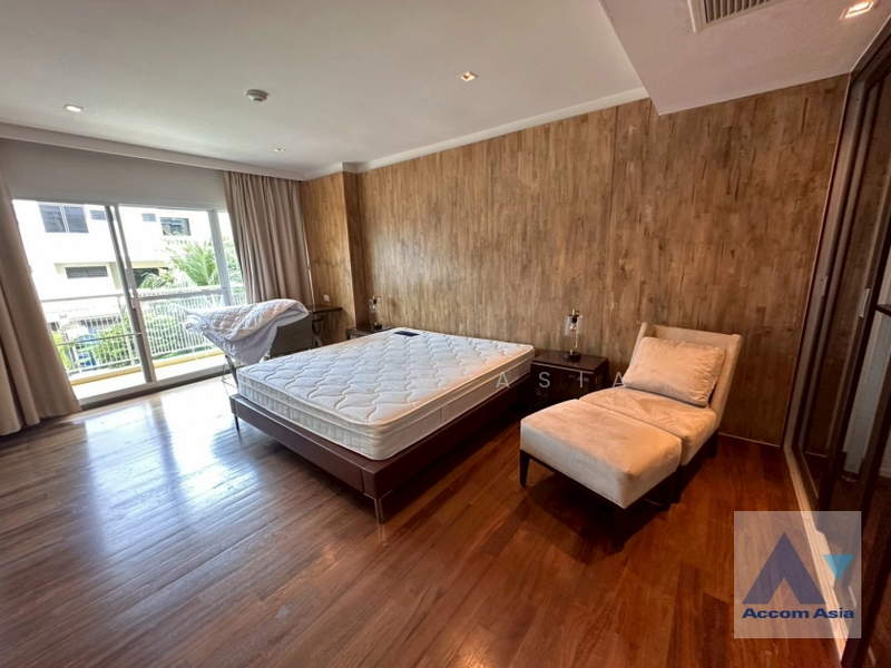 Silver Heritage, Bangkok, 96 Soi Sukhumvit 38, Phra Kanong, Khlong Toei, Bangkok, 5 Bedrooms, 349 sqm, Condo For Sale, by Accom Asia, 11213115 - DDproperty.com