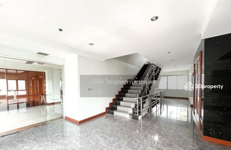 ขายที่ดินพร้อมอาคาร อารีย์ พญาไท : Land with building for sale Ari Phaya Thai, Bangkok, Samsen Nai, Phaya Thai, Bangkok, , 1,360 sqm, Land For Sale, by TOAH T., 11215344 - DDproperty.com