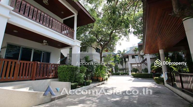 3 Bedrooms House for Rent in Sukhumvit, Bangkok near BTS Phrom Phong at House in Compound (AA11731), กรุงเทพ, คลองตัน, คลองเตย, กรุงเทพ, 220 ตร.ม., บ้านเดี่ยว ให้เช่า, โดย Accom Asia, 11215620 - DDproperty.com