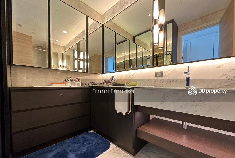 Sindhorn Residence, Bangkok, 54 Soi Ton Son, Lumphini, Pathum Wan, Bangkok, 2 Bedrooms, 112 sqm, Condo For Rent, by Emmi Emmika, 11215758 - DDproperty.com