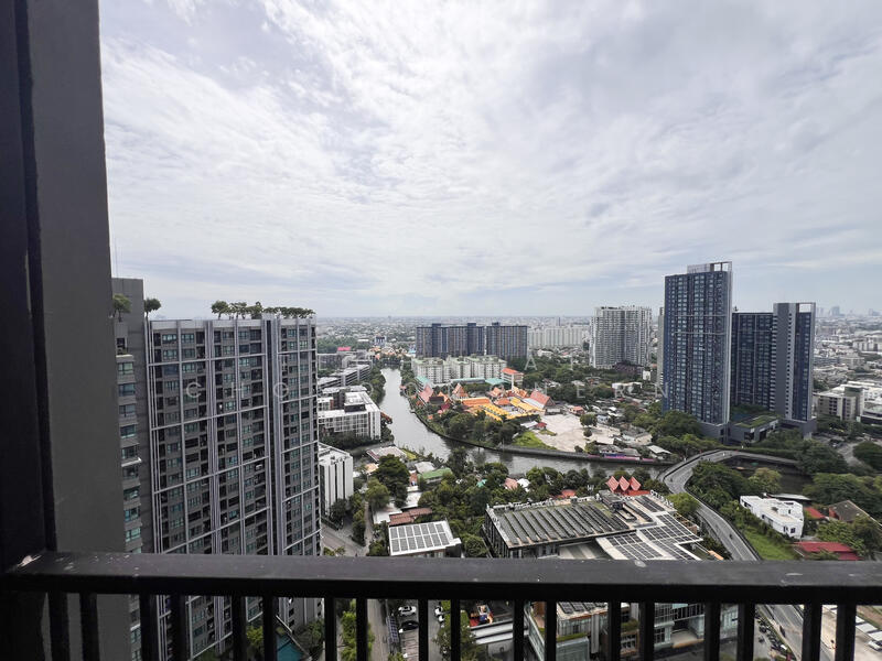 ขาย - The Base Park West Sukhumvit 77 : เดอะ เบส พาร์ค เวสต์ สุขุมวิท 77, กรุงเทพ