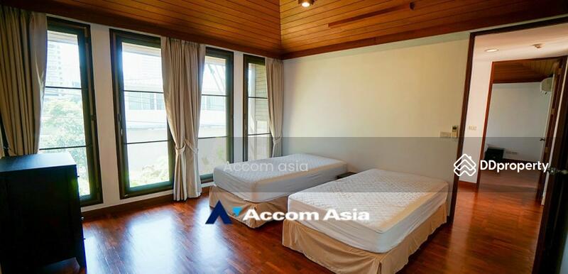 3 Bedrooms House for Rent in Sukhumvit, Bangkok near BTS Phrom Phong at House in Compound (13001450), Bangkok, Khlong Tan Nua, Watthana, Bangkok, 3 Bedrooms, 330 sqm, Single Detached House For Rent, by Accom Asia, 11216193 - DDproperty.com