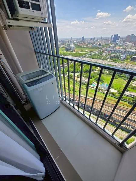Rich Park @ Triple Station, Bangkok, 591 Srinakarin Road, Suan Luang, Bangkok, 1 Bedroom, 30 sqm, Condo For Rent, by Living Condo, 11216543 - DDproperty.com