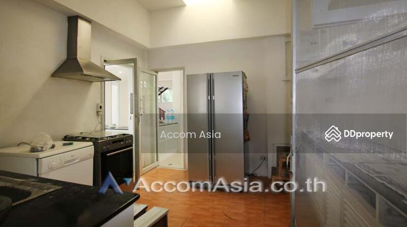 For Sale - 7 Bedrooms House for Sale and Rent in Sukhumvit, Bangkok near BTS Ekkamai (AA10601), Bangkok