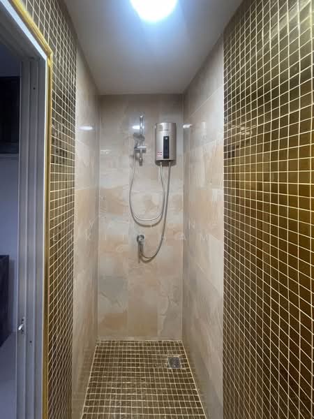 A Space Asoke-Ratchada, Bangkok, 624 Asoke-Dindaeng Road, Din Daeng, Bangkok, 2 Bedrooms, 53 sqm, Condo For Sale, by Yanyong Likitdhammakul, 11217826 - DDproperty.com