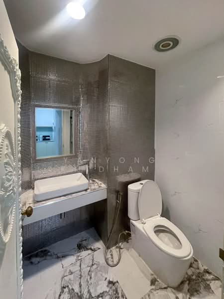 A Space Asoke-Ratchada, Bangkok, 624 Asoke-Dindaeng Road, Din Daeng, Bangkok, 2 Bedrooms, 53 sqm, Condo For Sale, by Yanyong Likitdhammakul, 11217826 - DDproperty.com