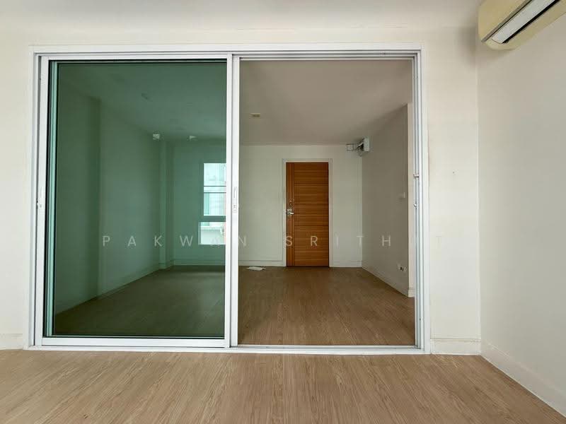 Modern Condo Kalapapruek-Kamnanmant : โมเดิร์น คอนโด กัลปพฤกษ์-กำนันแม้น, กรุงเทพ, ถนนเอกชัย, บางบอน, กรุงเทพ, 30 ตร.ม., คอนโด ขาย, โดย Pakwan Srithut, 11218010 - DDproperty.com
