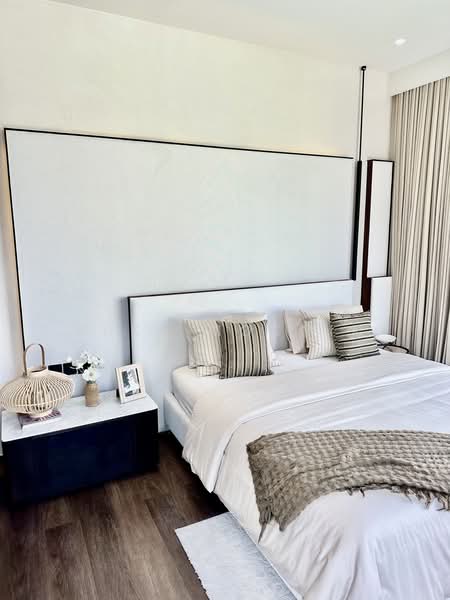 ROMM Convent, Bangkok, 42 Convent Road, Silom, Bang Rak, Bangkok, 2 Bedrooms, 129 sqm, Condo For Sale, by Luka Mocnik, 11218528 - DDproperty.com