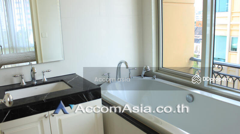 Royce Private Residences, Bangkok, 61 Soi Sukhumvit 31, Khlongtoei Nua, Watthana, Bangkok, 3 Bedrooms, 142 sqm, Condo For Rent, by Accom Asia, 11220344 - DDproperty.com