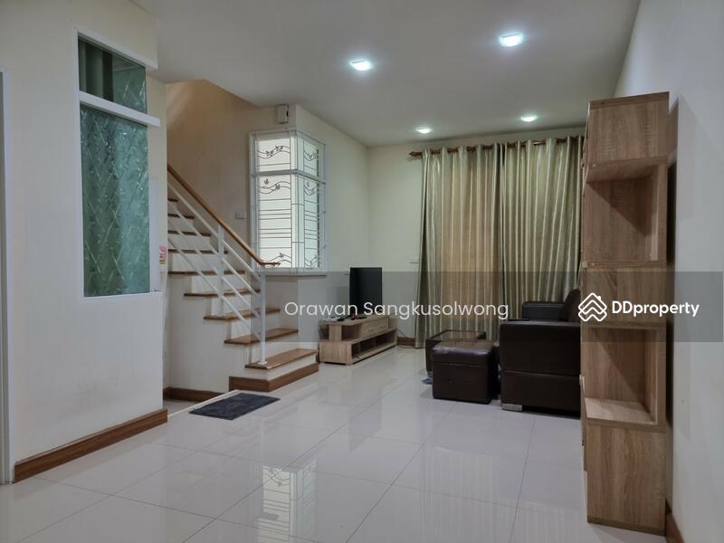 ทาวน์โฮม โกลเด้นทาวน์เกษตร-ลาดปลาเค้า, Bangkok, Anusaowari, Bang Khen, Bangkok, 4 Bedrooms, 150 sqm, Townhouse For Rent, by orawan sangkusolwong, 11222252 - DDproperty.com