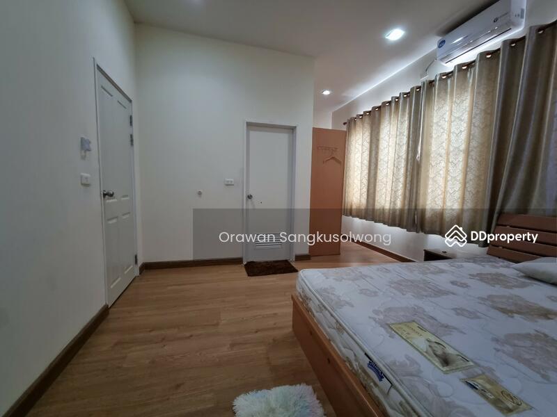 ทาวน์โฮม โกลเด้นทาวน์เกษตร-ลาดปลาเค้า, Bangkok, Anusaowari, Bang Khen, Bangkok, 4 Bedrooms, 150 sqm, Townhouse For Rent, by orawan sangkusolwong, 11222252 - DDproperty.com
