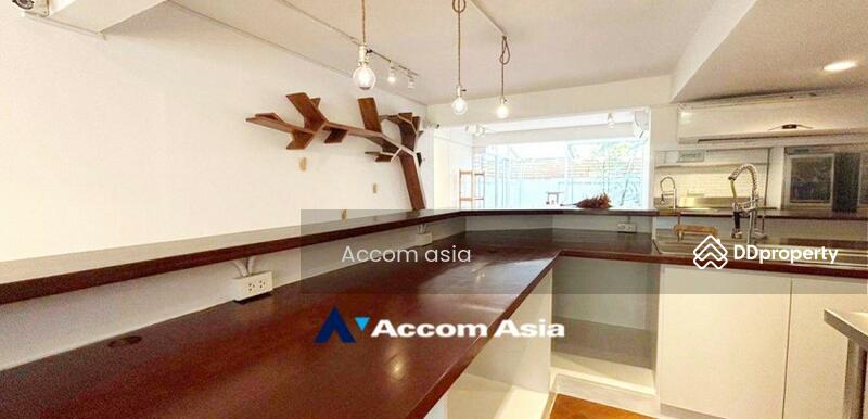 ให้เช่า - 2 Bedrooms House for Rent in Sukhumvit, Bangkok near BTS Thong Lo - BTS Ekkamai (2515361), กรุงเทพ