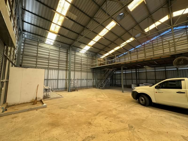อาคารโกดังให้เช่า สุทธิสาร ห้วยขวาง : Warehouse building for rent Sutthisan Huai Khwang, Bangkok, Samsen Nok, Huai Khwang, Bangkok, , 460 sqm, Warehouse/Factory For Rent, by TOAH T., 11224735 - DDproperty.com