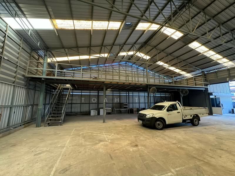 อาคารโกดังให้เช่า สุทธิสาร ห้วยขวาง : Warehouse building for rent Sutthisan Huai Khwang, กรุงเทพ, สามเสนนอก, ห้วยขวาง, กรุงเทพ, 460 ตร.ม., โกดัง-โรงงาน ให้เช่า, โดย TOAH T., 11224735 - DDproperty.com