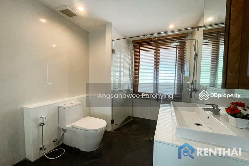 ขาย - ขาย บ้านพูลวิลล่า ติดหาดพัทยา, ชลบุรี