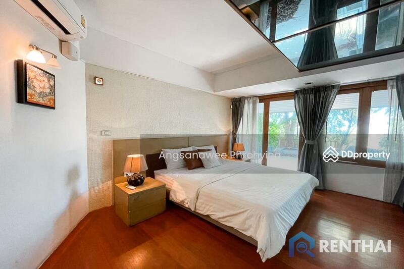 For Sale - For sale Beachfront pool villa in Pattaya, Chon Buri (Pattaya)