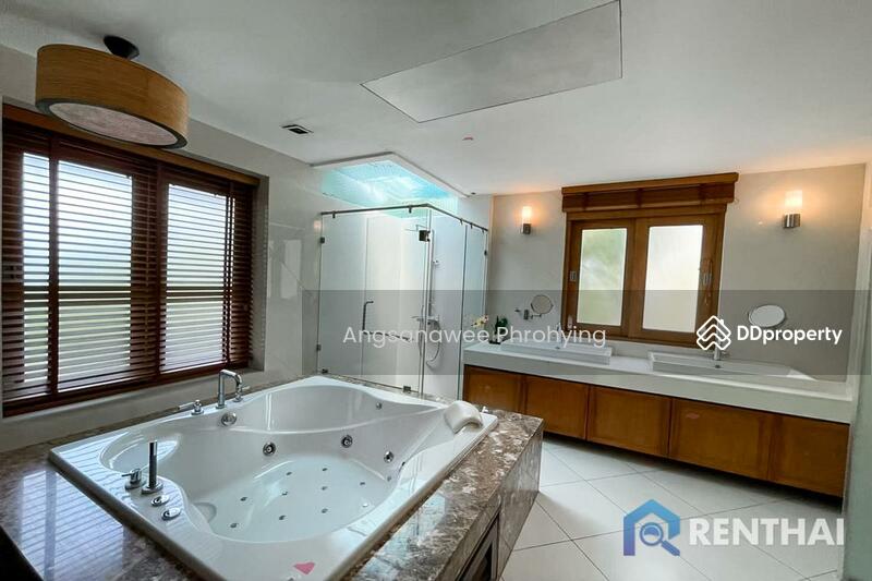 For Sale - For sale Beachfront pool villa in Pattaya, Chon Buri (Pattaya)