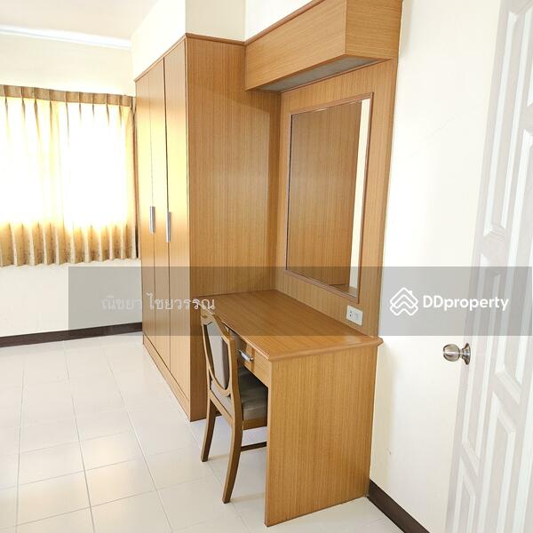 Omni Suites Aparts-Hotel, Bangkok, 25 Soi Srinakarin 9, Suan Luang, Bangkok, 2 Bedrooms, 86 sqm, Apartment For Rent, by ณิชยา ไชยวรรณ, 11228394 - 1st bedroom with dressing table - DDproperty.com