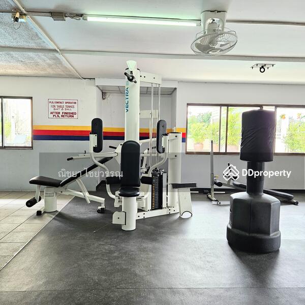 Omni Suites Aparts-Hotel, Bangkok, 25 Soi Srinakarin 9, Suan Luang, Bangkok, 2 Bedrooms, 86 sqm, Apartment For Rent, by ณิชยา ไชยวรรณ, 11228394 - Fitness area with a view of swimming pool. - DDproperty.com