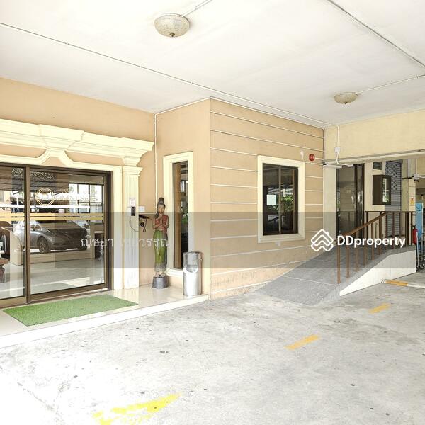Entrance to Building A is automatic door, access only by keycard or face scan.