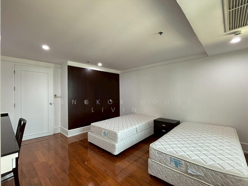 Insaf Tower, Bangkok, 26 Soi Sukhumvit 13, Bang Bon, Bang Bon, Bangkok, 3 Bedrooms, 234 sqm, Condo For Rent, by Bangkok House Living, 11230007 - DDproperty.com