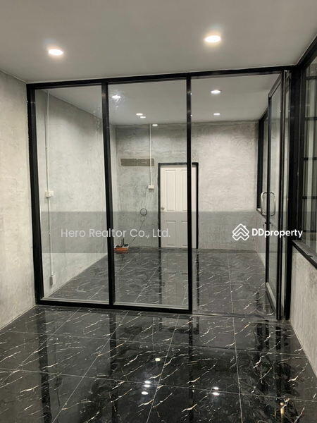 ให้เช่า - Bangkok Warehouse Ram Inthra BRE21238, กรุงเทพ