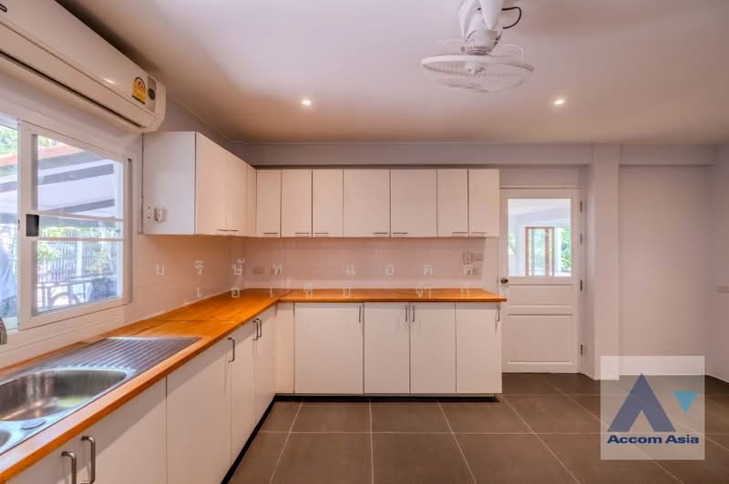 5 Bedrooms House for Rent in Ratchadapisek, Bangkok at Thai Village (AA31157), Bangkok, Bang Kapi, Huai Khwang, Bangkok, 5 Bedrooms, 360 sqm, Single Detached House For Rent, by บริษัท แอคคอม เอเซีย จำกัด, 11231015 - DDproperty.com