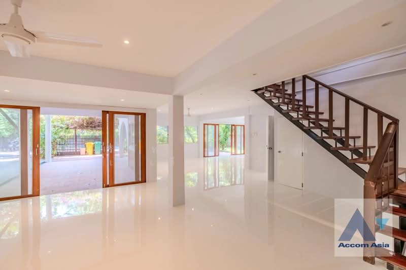 5 Bedrooms House for Rent in Ratchadapisek, Bangkok at Thai Village (AA31157), กรุงเทพ, บางกะปิ, ห้วยขวาง, กรุงเทพ, 360 ตร.ม., บ้านเดี่ยว ให้เช่า, โดย บริษัท แอคคอม เอเซีย จำกัด, 11231015 - DDproperty.com