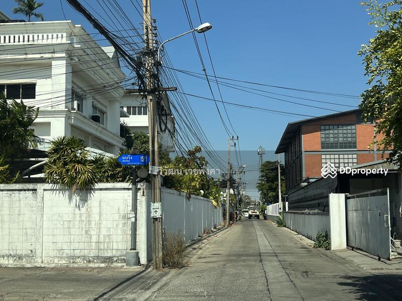 ขายที่ดินแปลงใหญ่ สุขุมวิท107 (ซ.แบริ่ง15) 11ไร่ 58ตรว., กรุงเทพ, บางนา, บางนา, กรุงเทพ, 17,832 ตร.ม., ที่ดิน ขาย, โดย วิวัฒน์ เวชพงศา, 11231138 - DDproperty.com