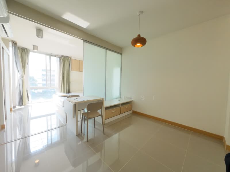 The IRIS Rama 9-Srinakarin, Bangkok, Srinakarin Road, Suan Luang, Suan Luang, Bangkok, 1 Bedroom, 33 sqm, Condo For Rent, by Khun Nest, 11232073 - DDproperty.com
