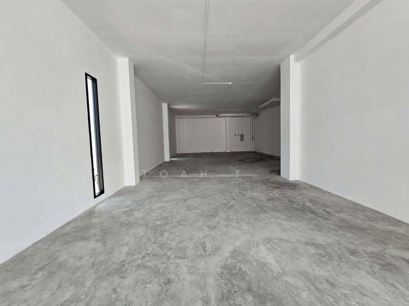 พื้นที่ให้เช่า พระโขนง สุขุมวิท : Space for rent Phra Khanong Sukhumvit, กรุงเทพ, พระโขนง, คลองเตย, กรุงเทพ, 214 ตร.ม., พื้นที่ขายของ ให้เช่า, โดย TOAH T., 11232772 - DDproperty.com