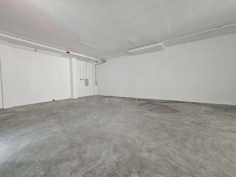 พื้นที่ให้เช่า พระโขนง สุขุมวิท : Space for rent Phra Khanong Sukhumvit, Bangkok, Phra Kanong, Khlong Toei, Bangkok, , 214 sqm, Retail Space For Rent, by TOAH T., 11232772 - DDproperty.com