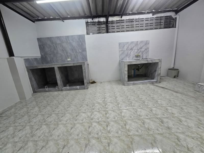 10240, กรุงเทพ, รามคำแหง30/1, หัวหมาก, บางกะปิ, กรุงเทพ, 200 ตร.ม., ทาวน์เฮ้าส์ ให้เช่า, โดย กุลจิรา อภัยโส, 11236057 - DDproperty.com