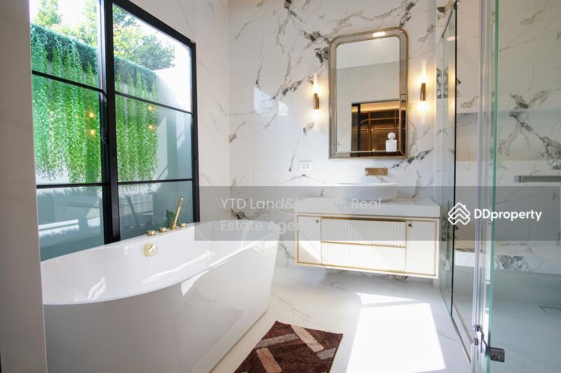 Nantawan Rama 9 - New Krungthepkreetha, Bangkok, Krungthep Kreetha Road, Saphan Sung, Bangkok, 4 Bedrooms, 302 sqm, Single Detached House For Rent, by YTD Land&houses Real Estate Agency, 11238763 - DDproperty.com