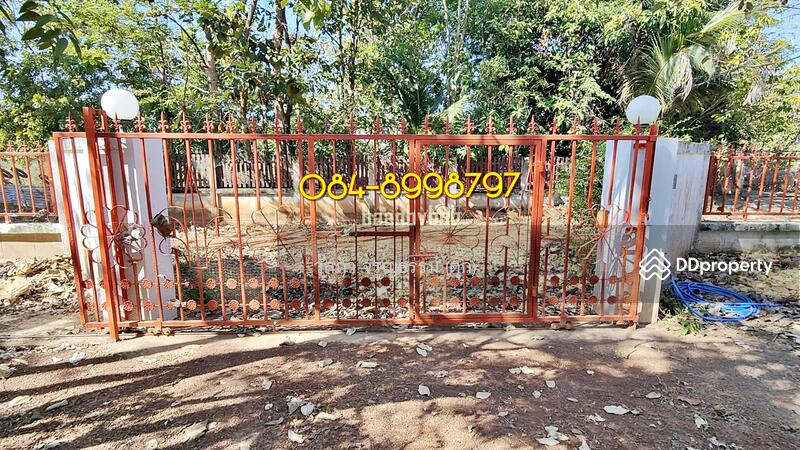 For Sale - House for sale with land, sakon nakhon, huai yang subdistrict,914 sq.war, Sakon Nakhon