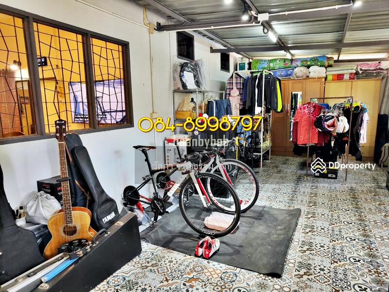 For Sale - House for sale with land, sakon nakhon, huai yang subdistrict,914 sq.war, Sakon Nakhon