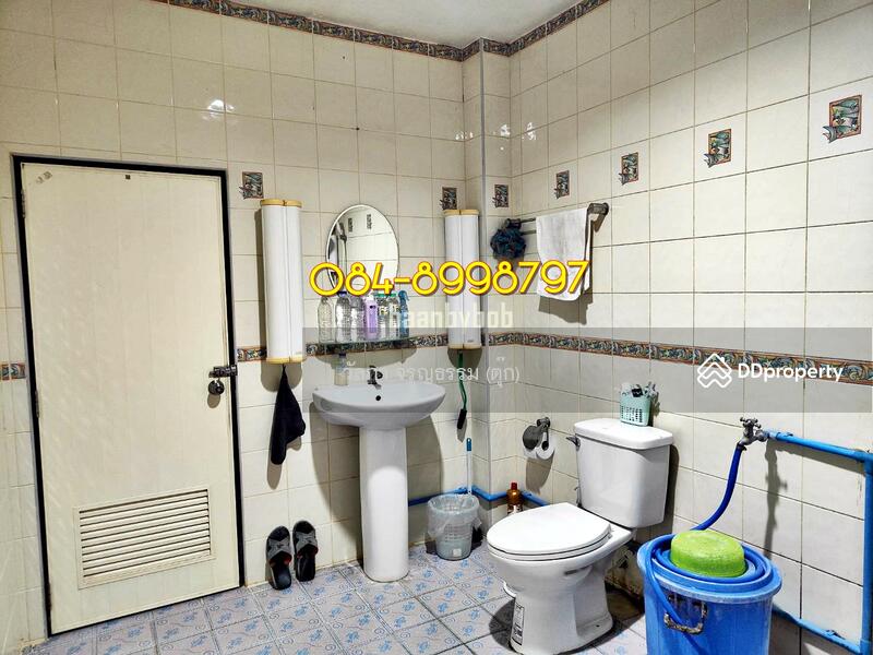 For Sale - House for sale with land, sakon nakhon, huai yang subdistrict,914 sq.war, Sakon Nakhon