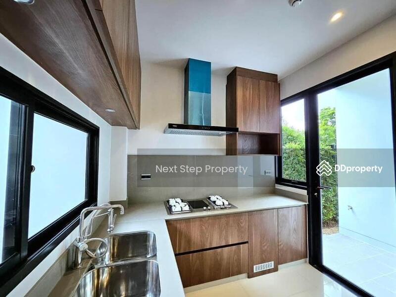 BuGaan Krungthep Kreetha, Bangkok, 109 15 Soi Krungthep Kreetha, Hua Mak, Bang Kapi, Bangkok, 4 Bedrooms, 430 sqm, Single Detached House For Rent, by Next Step Property, 11241307 - DDproperty.com