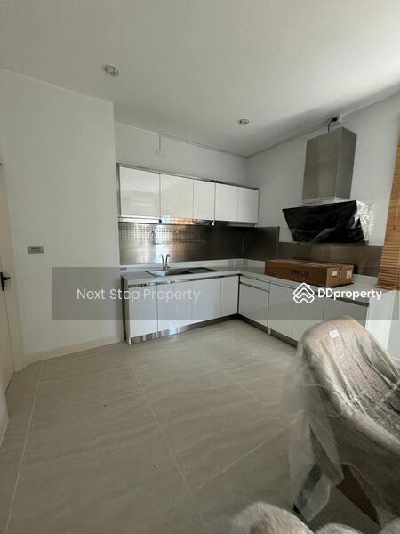 Baan Klang Muang Classe Sukhumvit 77, Bangkok, Soi On Nut 21, Suan Luang, Suan Luang, Bangkok, 3 Bedrooms, 259 sqm, Single Detached House For Rent, by Next Step Property, 11241335 - DDproperty.com