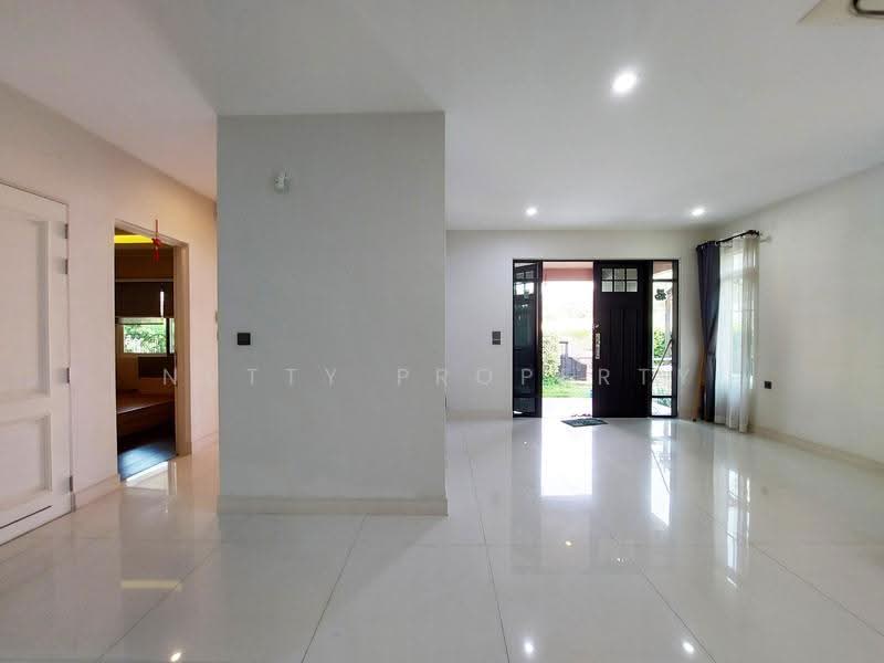 Nantawan Bangna Km.7, Samut Prakan, 98 Bangna-Trad Road, Bang Kaeo, Bang Plee, Samut Prakan, 4 Bedrooms, 283 sqm, Single Detached House For Sale, by Nutty Property, 11241376 - DDproperty.com