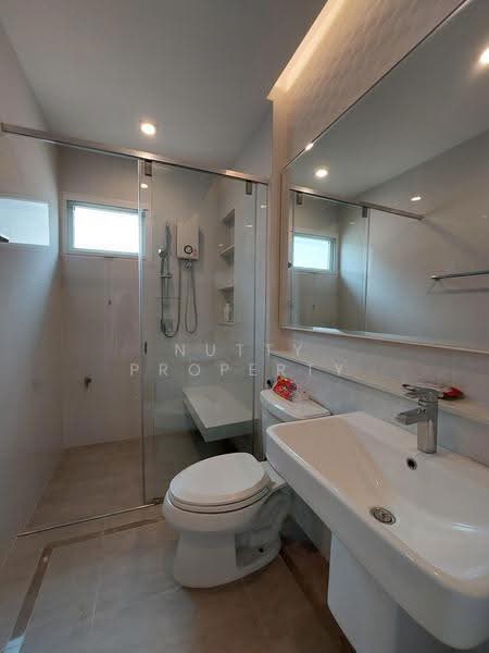 Nantawan Bangna Km.7, Samut Prakan, 98 Bangna-Trad Road, Bang Kaeo, Bang Plee, Samut Prakan, 4 Bedrooms, 283 sqm, Single Detached House For Sale, by Nutty Property, 11241376 - DDproperty.com