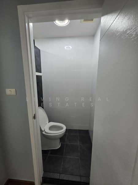 The Trust Condo Ngamwongwan, Nonthaburi, 74 Ngamwongwan Road, Bang Khen, Muang Nonthaburi, Nonthaburi, 1 Bedroom, 30 sqm, Condo For Sale, by Living Real Estates, 11242210 - DDproperty.com