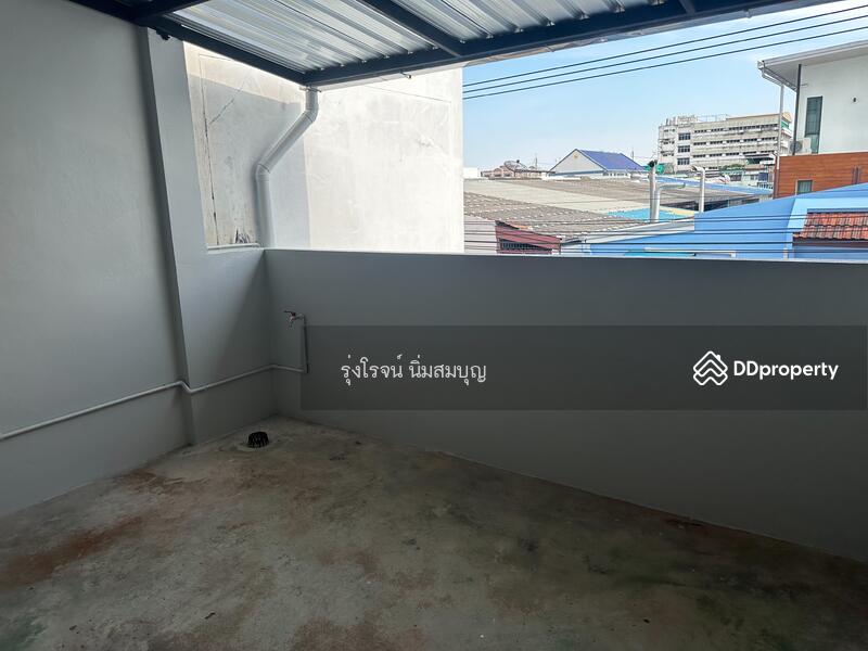 For Rent - ให้เช่า ตึกแถว 4.5 ชั้น ถนนแฉล้มนิมิตร 4 (เจริญราษฎร์ 10) สภาพพร้อมอยู่ตกแต่งเรียบร้อย, Bangkok