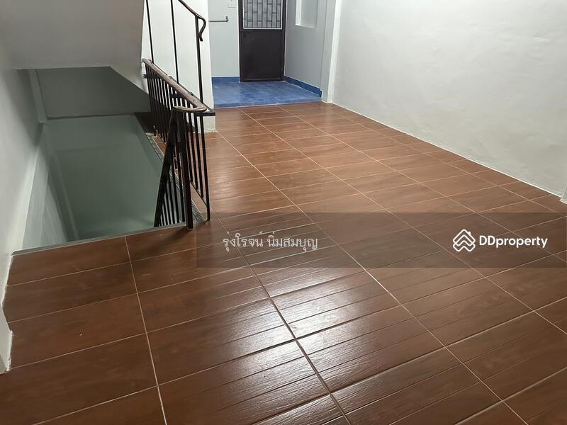 For Rent - ให้เช่า ตึกแถว 4.5 ชั้น ถนนแฉล้มนิมิตร 4 (เจริญราษฎร์ 10) สภาพพร้อมอยู่ตกแต่งเรียบร้อย, Bangkok